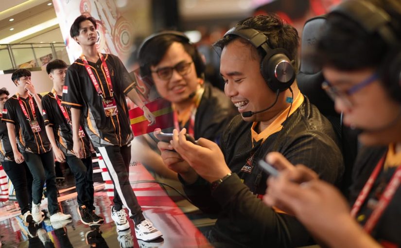Dunia Esports dan Peluang Karier untuk Gamer Profesional